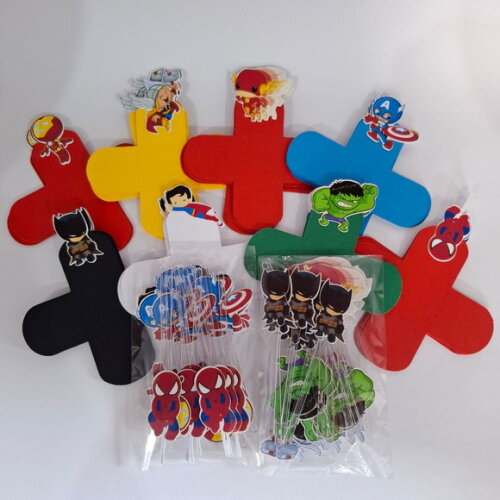 Forminha e Topper Super Heróis - Kit 50 Pares