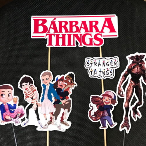 Topo de Bolo Stranger Things