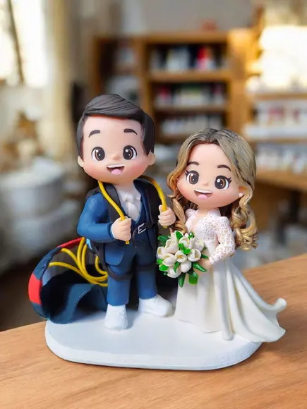 Topo de Bolo Casamento Noivinhos Paraquedistas Personalizado