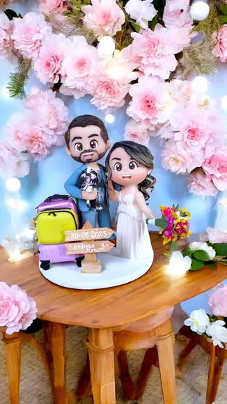 Topo de Bolo Casamento Noivinhos Malas Viagem Lua de Mel