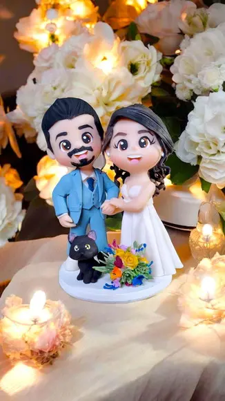 Topo de Bolo Casamento Noivos com Gatinho Biscuit