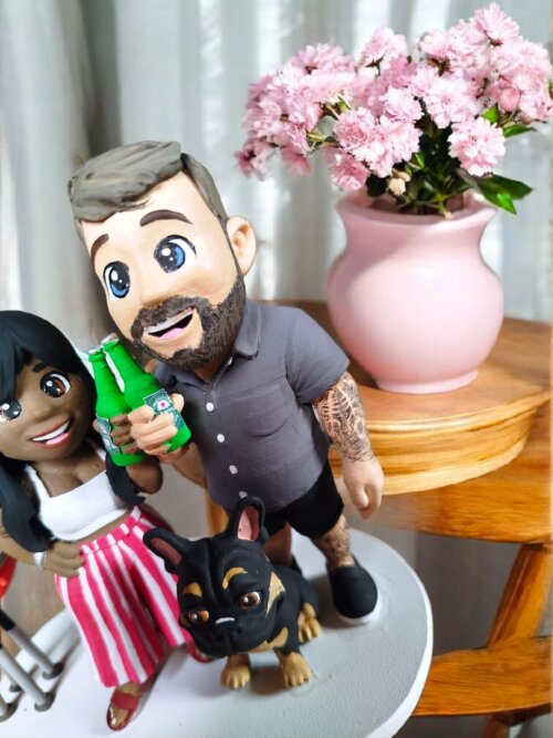 Topo de Bolo Personalizado Casal Churrasco Heineken Bulldog
