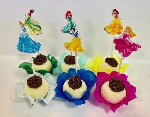 Forminhas Princesas Luxo de Seda e Toppers