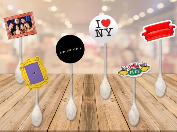 colherzinha para brigadeiro personalizada friends