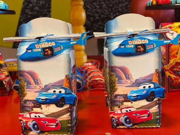 caixas milk carros disney - 10 unidades