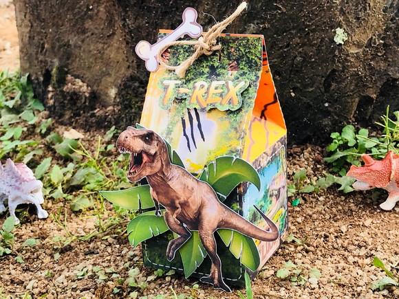 Caixa Milk Dinossauros - Jurassic world - 10 unidades