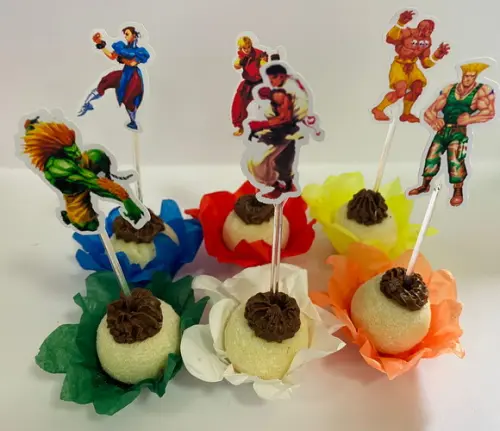 Forminhas Street Fighter e Toppers