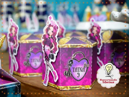 Caixinha Ever After High