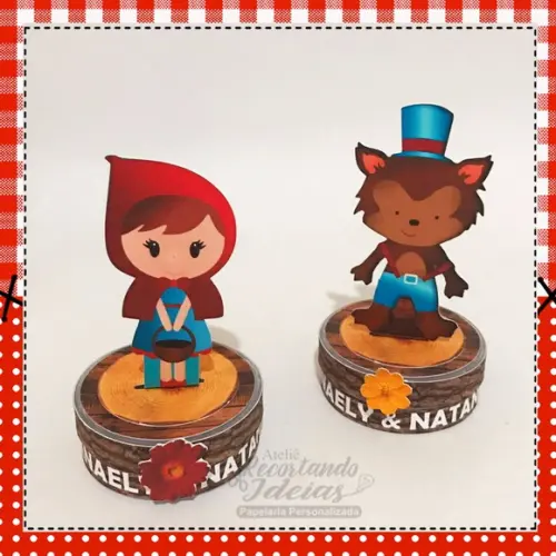 Latinha 3D Chapeuzinho e Lobo Mal