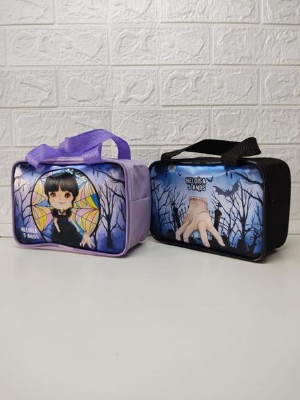 50 Retangular Personalizadas Wandinha e Mãozinha