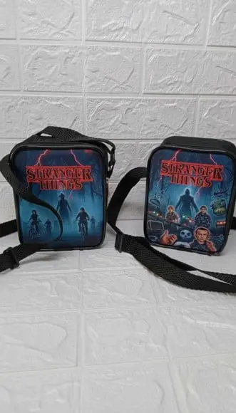 Shoulder Bag com Alça Regulável Stranger Things