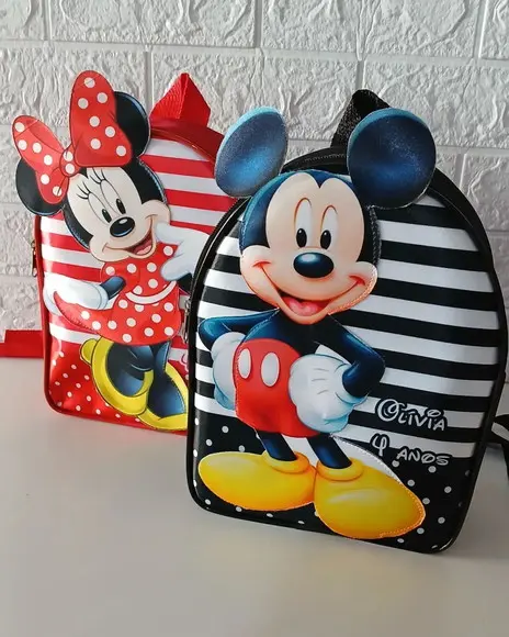 Mochilinha m 3d Mickey e Minnie