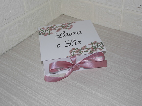 Caixa Convite para Padrinhos - 15 x 15 x 5 cm