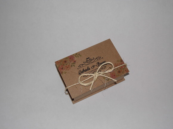 Caixa Convite Rústica - Pequena (tamanho 12 x 8 x 5 Cm)