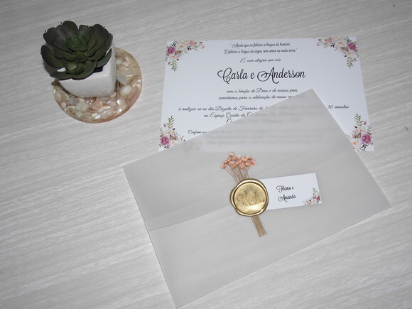 Convite com Papel Vegetal e Lacre de Cera Personalizado