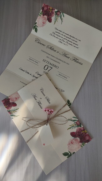 Convite Simples com Flores Sempre Vivas - Marfim