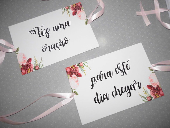 Kit com 2 Plaquinhas para Cadeira dos Noivos
