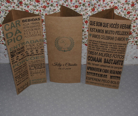 Menu Triangulo / Totem com Agradecimento - Rústico