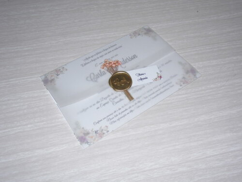 Convite com Papel Vegetal e Lacre de Cera Personalizado