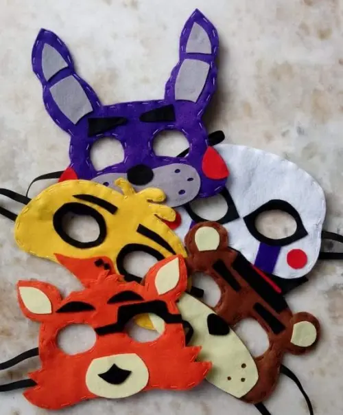 FIVE NIGHT AT FREDDYS