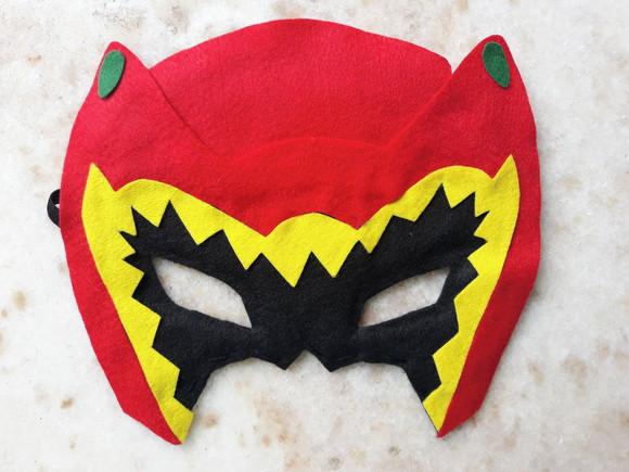 Máscara Feltro Power Rangers Dino Charge Vermelho