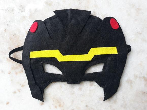 Máscara Feltro Power Rangers Dino Charge Preto