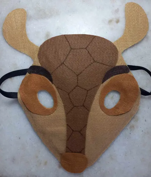 Máscara de Feltro Tatu