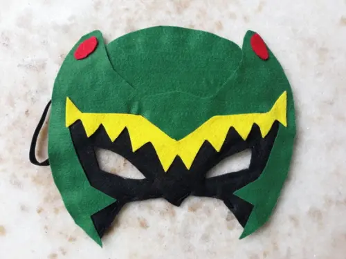 Máscara Feltro Power Rangers Dino Charge Verde
