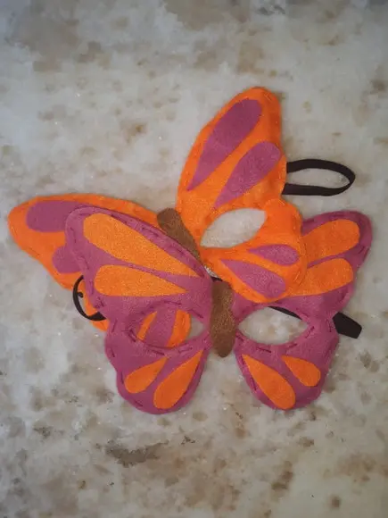 Máscara Feltro Borboleta Rosa e Laranja