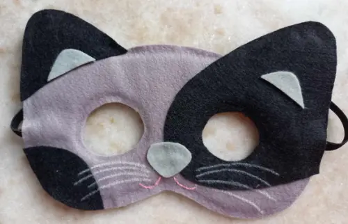 Máscara Feltro Gato Malhado Cinza e Preto