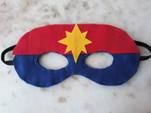 Máscara Feltro Capitã Marvel