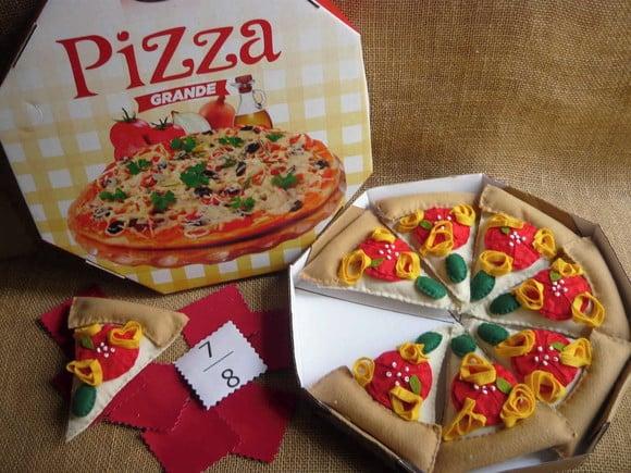 Pizza de Feltro - Números e Frações