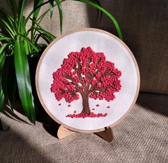 Quadro Bordado Ipê - Ipê Vermelho - Bordado Livre