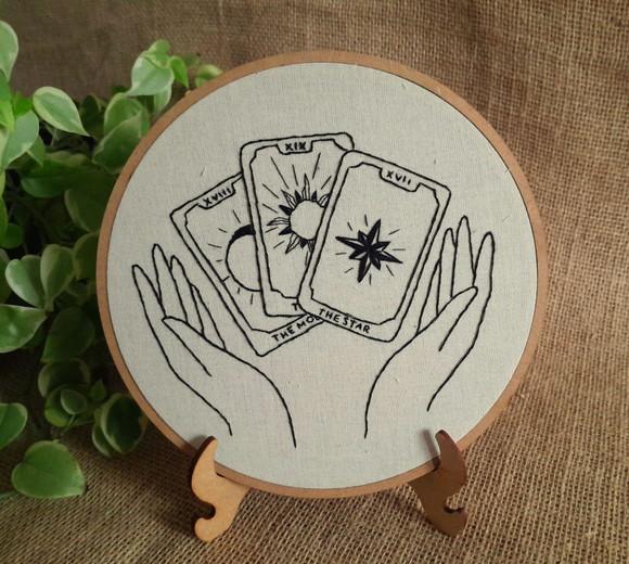 Leitura de Tarot - Bordado Livre