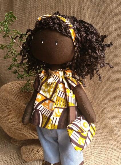 Boneca de Tecido Negra