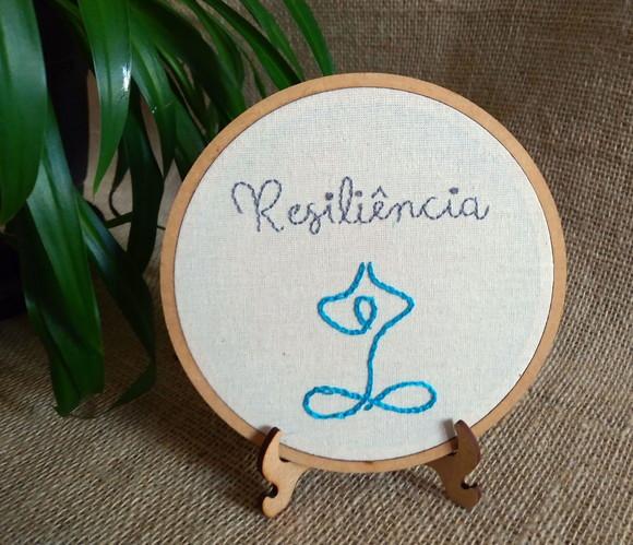 Resiliência - Bordado Livre