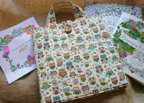 Bolsa Porta 2 Livros e 100 Lápis de Cor