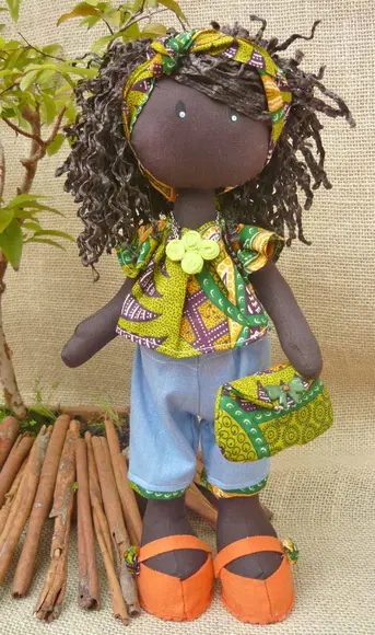 Boneca de Tecido Negra
