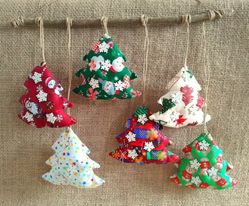 Móbile Pinheirinhos de Natal