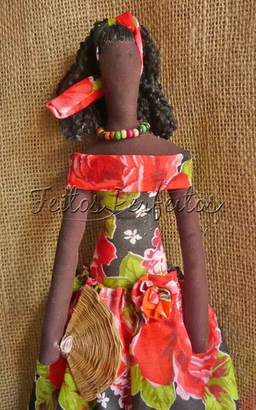 Boneca Tilda Negra