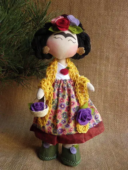 Boneca Frida Kahlo