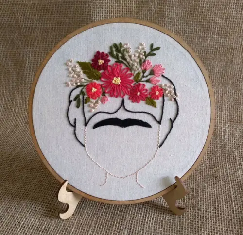 Frida Kahlo - Bordado Livre
