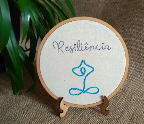 Resiliência - Bordado Livre