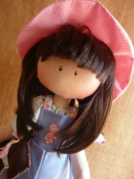 Boneca de Tecido Menininha