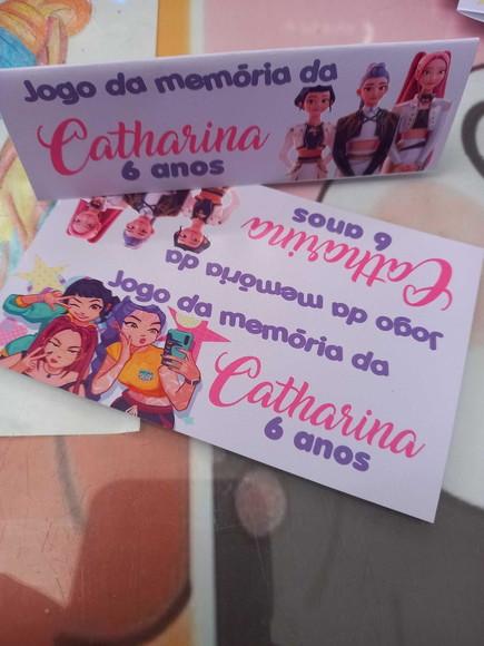 Jogo da Memória Huntrix (pegue e Monte)