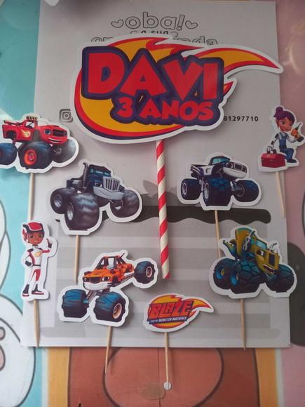 Kit Só Um Bolinho Blaze Monster Machine