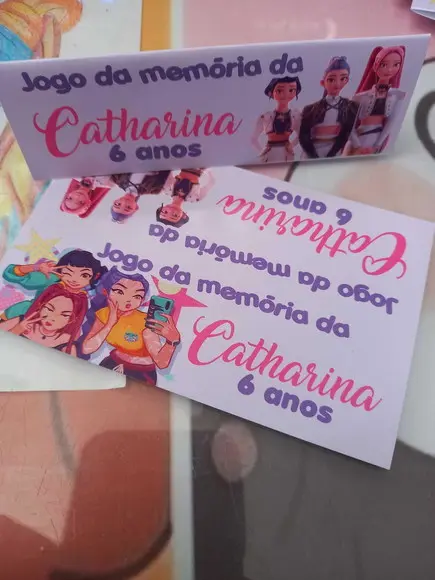 Jogo da Memória Huntrix (pegue e Monte)