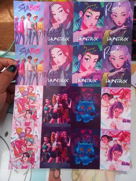 Jogo da Memória Huntrix (pegue e Monte)