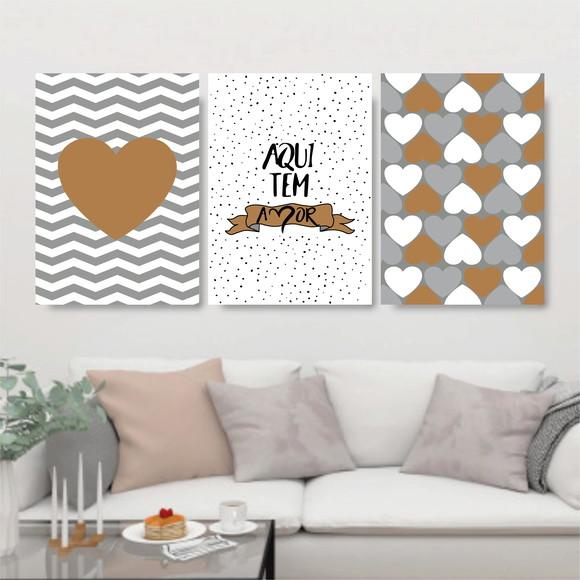 Trio Quadros Digitais - Aqui tem amor coração Marrom