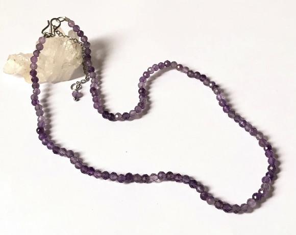 Choker Colar com Ametista Facetada e Aço Inox